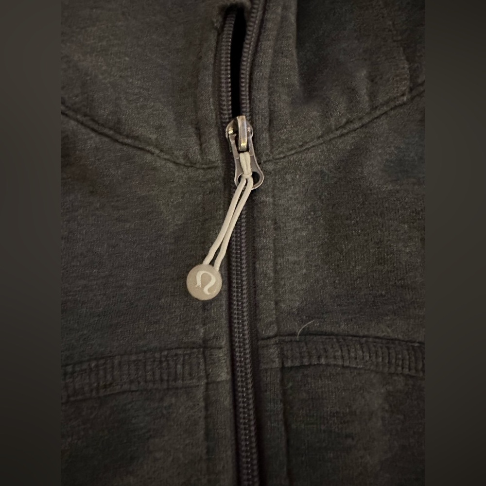 Lulu Lemon Jacket - Picture 3 of 3